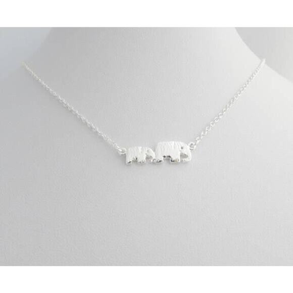 Gold Tone Solid Elephant Pendant Chain Necklace Academia Chic Safari - Picture 7 of 10